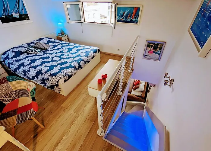 Apartment Croisette Suquet Duplex 4 P *
