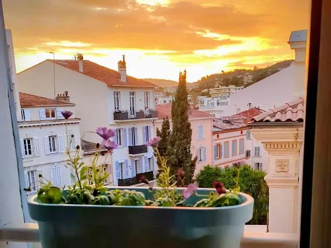 Apartment Croisette Suquet Duplex 4 P Cannes