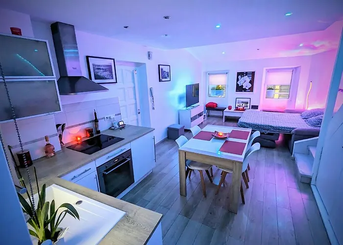 Apartment Croisette Suquet Duplex 4 P Cannes